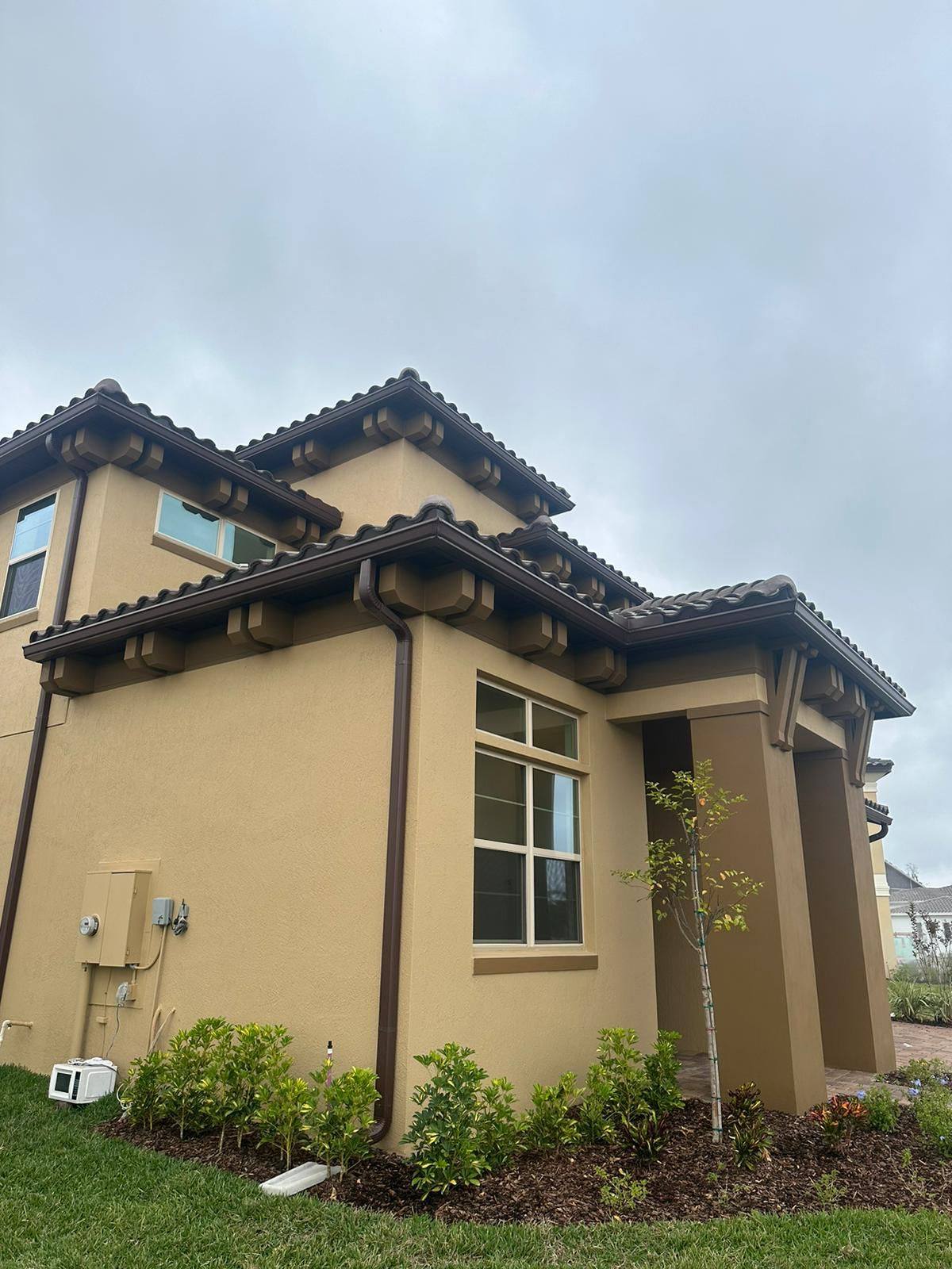 Highlandergutter - Seamless gutter installation (2)